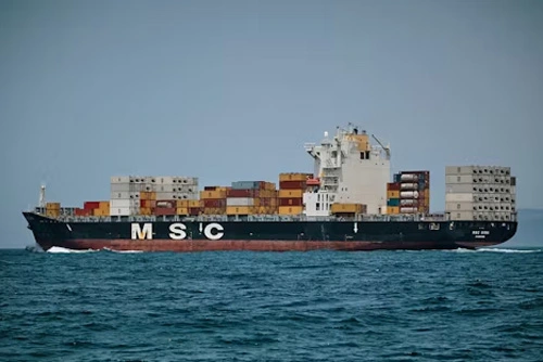 Cargo ships are at sea for long periods of time and need to undergo salt spray corrosion tests Cargo ships are at sea for long periods of time and need to undergo salt spray corrosion tests